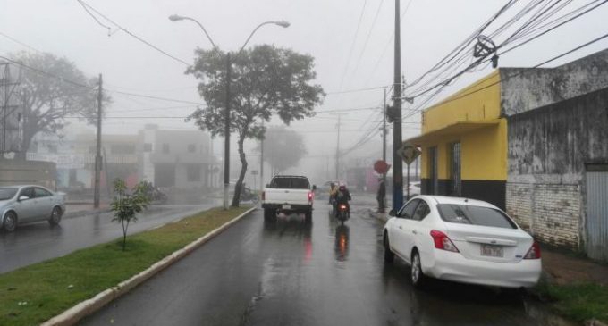 Pronostican jueves lluvioso y con tormentas