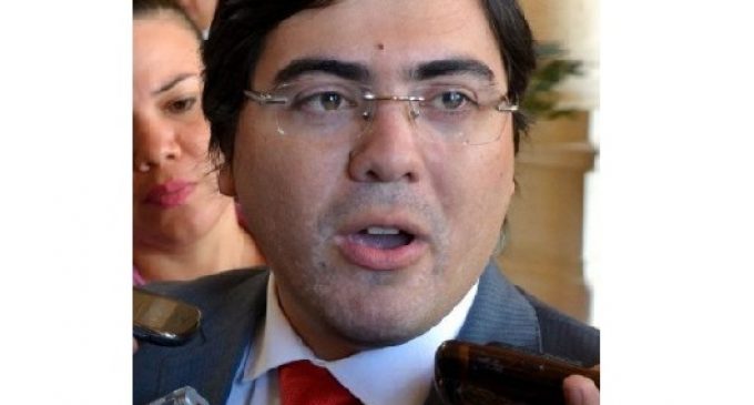 Exdiputado Britos asume como nuevo viceministro de Transporte