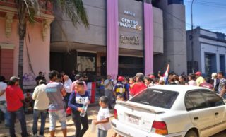 Manifestaciones contra presidenta de PETROPAR