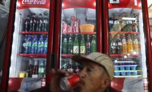 Importadores pedirán freno a intención de aumento a impuestos a bebidas