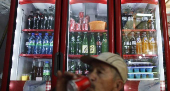 Importadores pedirán freno a intención de aumento a impuestos a bebidas