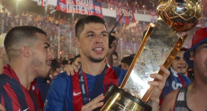 Cerro pide “hacer oídos sordos” ante rumores de salida de Rojas