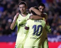 Barcelona goleó y sigue como único líder
