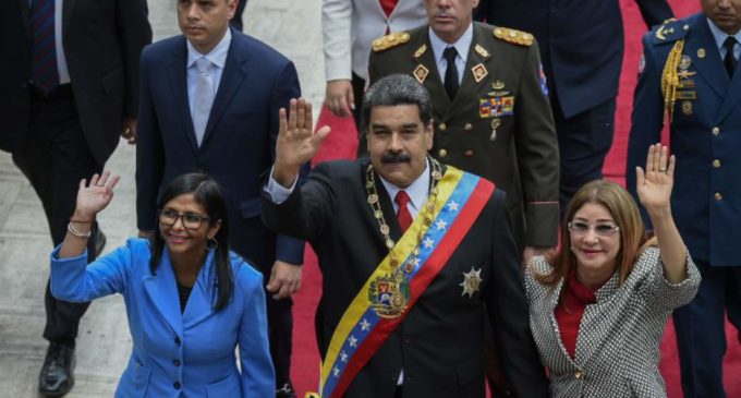 Juramento ilegal de Maduro agudizará el aislamiento internacional de Venezuela, afirma analista