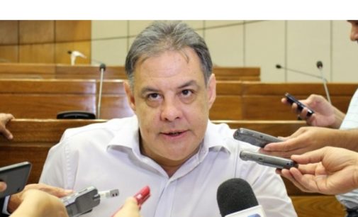 Richer reconoce crisis en Venezuela, pero culpa a Estados Unidos