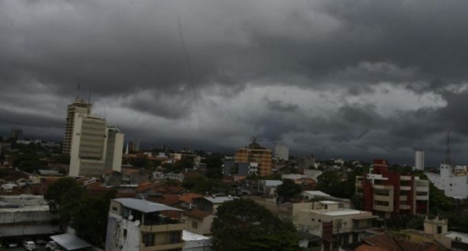 Inicio de semana con lluvias y tormentas eléctricas