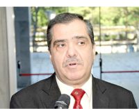 Elecciones CDE: Prioridad de precandidato es recolección de basura