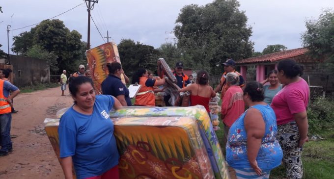 Más de 3.600 familias afectadas por las lluvias, según Emergencia Nacional