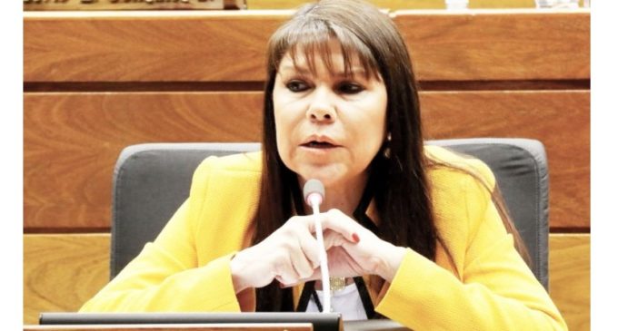 Ambigua posición de Celeste Amarilla tras voto para “salvar” a Cartes