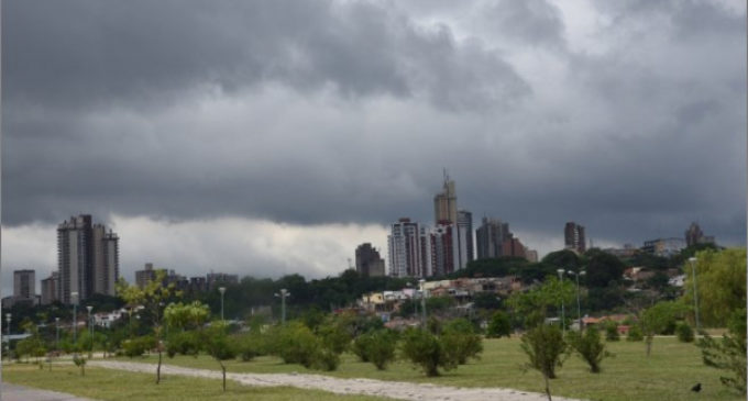 Pronostican jueves con lluvias y tormentas eléctricas
