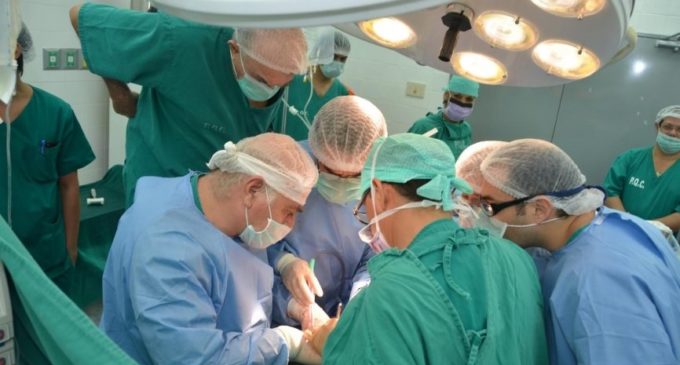 Médico lamenta aún atraso en consciencia sobre trasplantes y donación en Paraguay