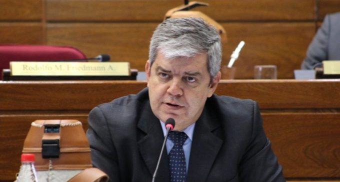 “Por proteger lealtades no se trata el juicio político al Contralor”, según Enrique Riera