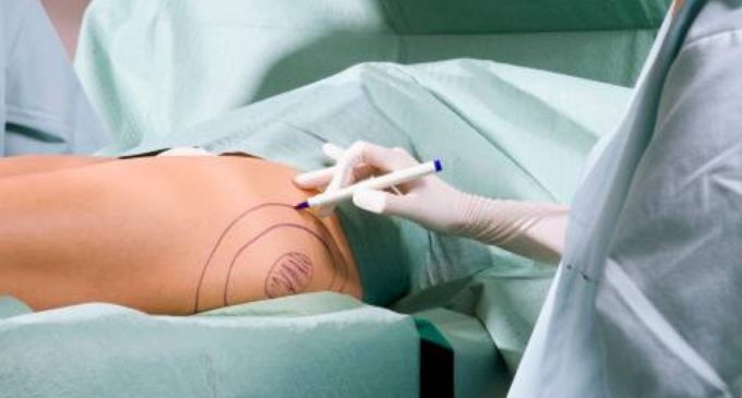 Desconocen la causa de muerte de una joven tras procedimiento estético