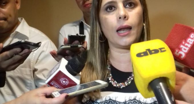 Diputados debaten sobre auditoría para sus funcionarios