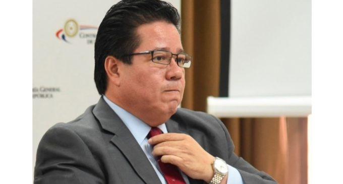 Diputados exponen hoy acusaciones contra contralor García