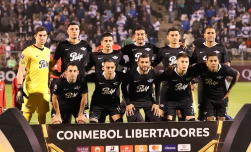 Libertad, graduado con “honores” en la “Universidad Católica”