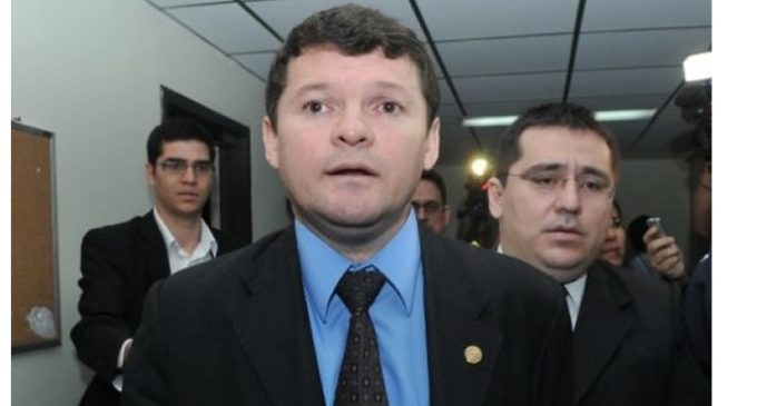 Condenaron a fiscal por coima, pero no irá a la cárcel