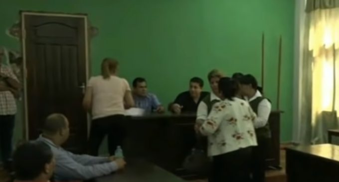 Concejales piden destitución de intendente de J. Augusto Saldívar