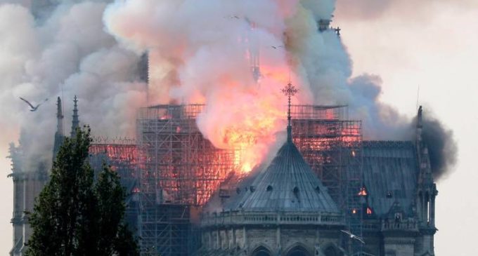 Incendio de Notre Dame: Rescataron algunas piezas históricas