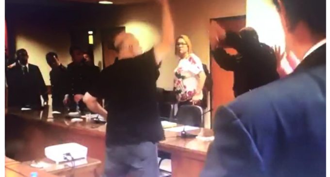 Funcionarios de Senado repudian agresión de Payo Cubas a guardia de Lugo