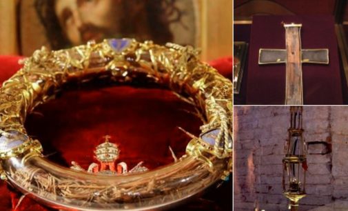 Reliquias de Cristo fueron salvadas del incendio de Notre Dame