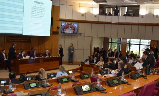 Senado aprueba desbloqueo de listas