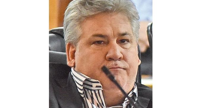 Ferreiro tenía G. 30.000 millones disponibles para ejecutar obras y no lo hizo, según concejal