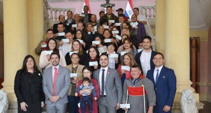 Emprendedores repatriados recibieron aportes del Gobierno