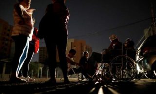 Una falla masiva deja sin energía eléctrica a toda Argentina y Uruguay