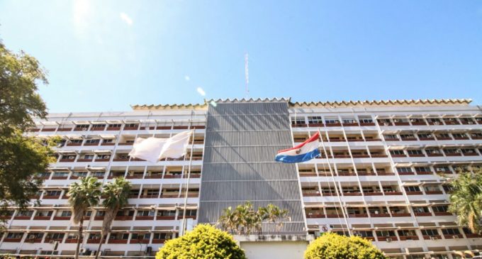 Mario Abdo organiza el “saqueo y asalto organizado en el IPS”, según dirigente sindical