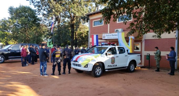 Gobierno intenta reforzar seguridad en Liberación con una patrullera y 4 nuevos policías
