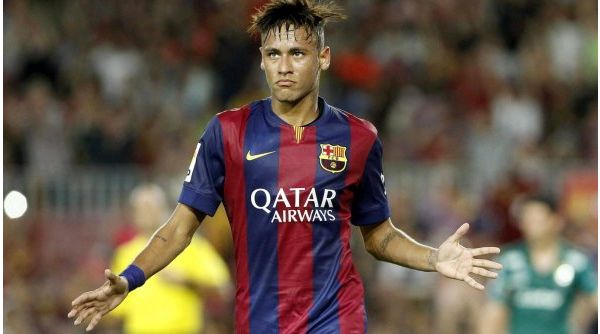 Neymar sufre un esguince en el tobillo