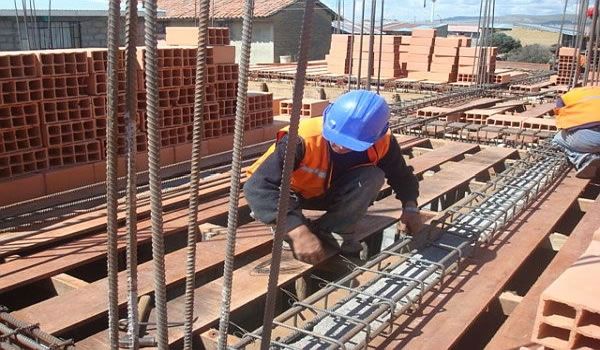 Obras públicas no inyectan recursos al sector de construcción