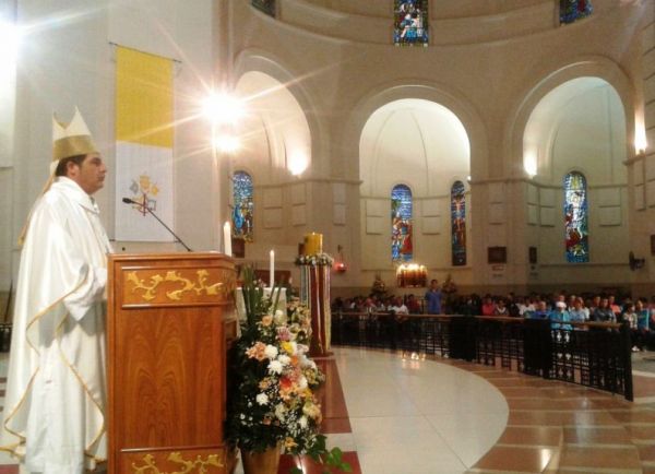 Monseñor insta a vencer la corrupción