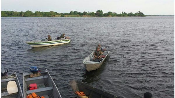 Prosiguen las tareas de rescate en Carmelo Peralta