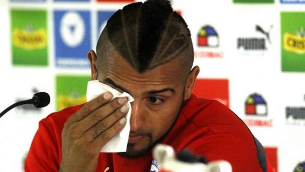 Arturo Vidal, entre lágrimas, pide disculpas