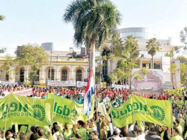 Cooperativistas anuncian huelgas
