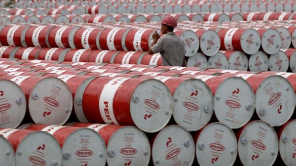 Irán anunció que aumentará su producción de crudo en un millón de barriles diarios