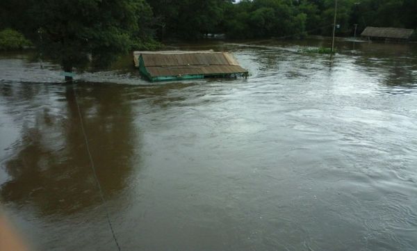 Realizan operativo por inundación en San Pedro
