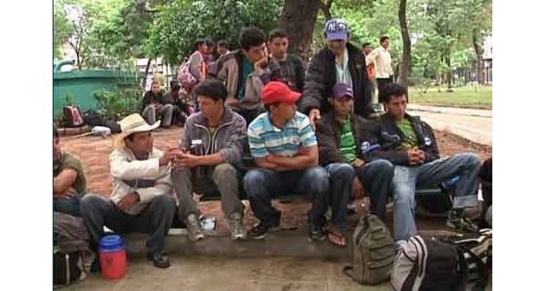 Manifestación de campesinos en la Plaza Uruguaya