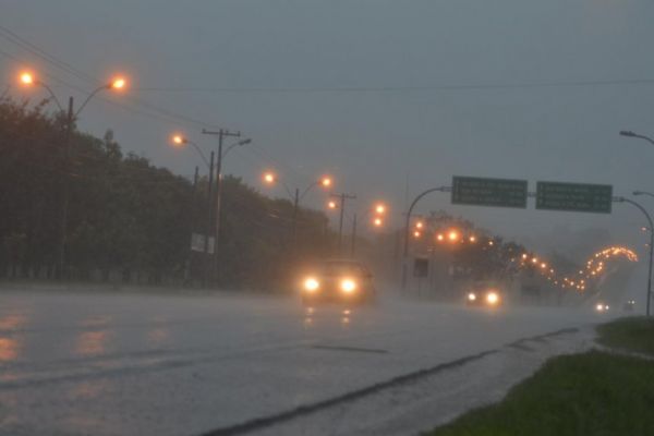 Fuertes lluvias ocasionaron destrozos