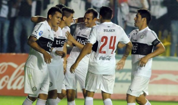 Olimpia vence a Capiatá y retoma la punta del torneo