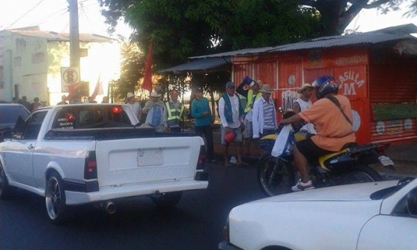 Conflicto vehicular por marcha campesina