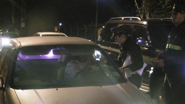 Caminera sanciona a 144  conductores alcoholizados