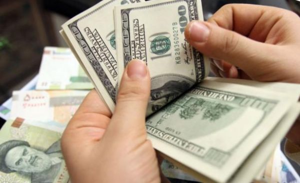 La suba del dólar es por tendencia mundial y no preocupa