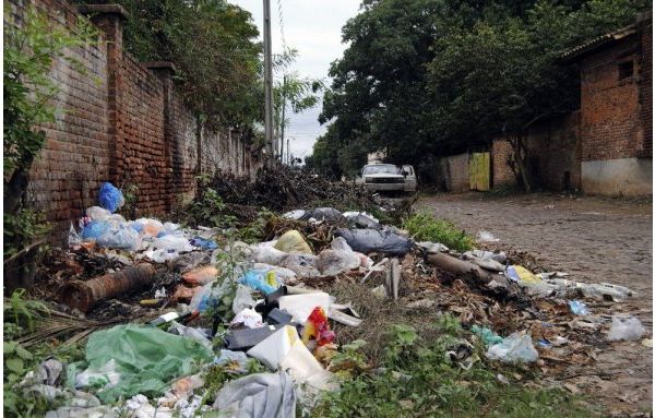 Mariano y Luque se quejan por falta de recolección de basura