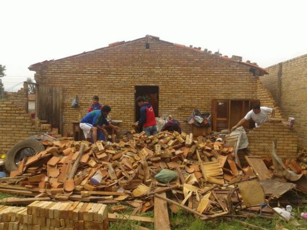 Tras fuerte temporal, reponen energía eléctrica en Tobatí