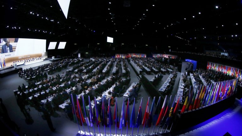 La FIFA eliminó a su Comité Ejecutivo y tendrá mujeres en altos cargos
