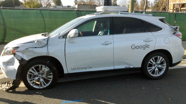 El primer accidente de un auto sin conductor de Google