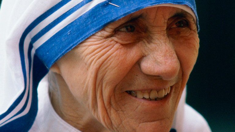 Papa anunció que canonizará a Teresa de Calcuta en septiembre